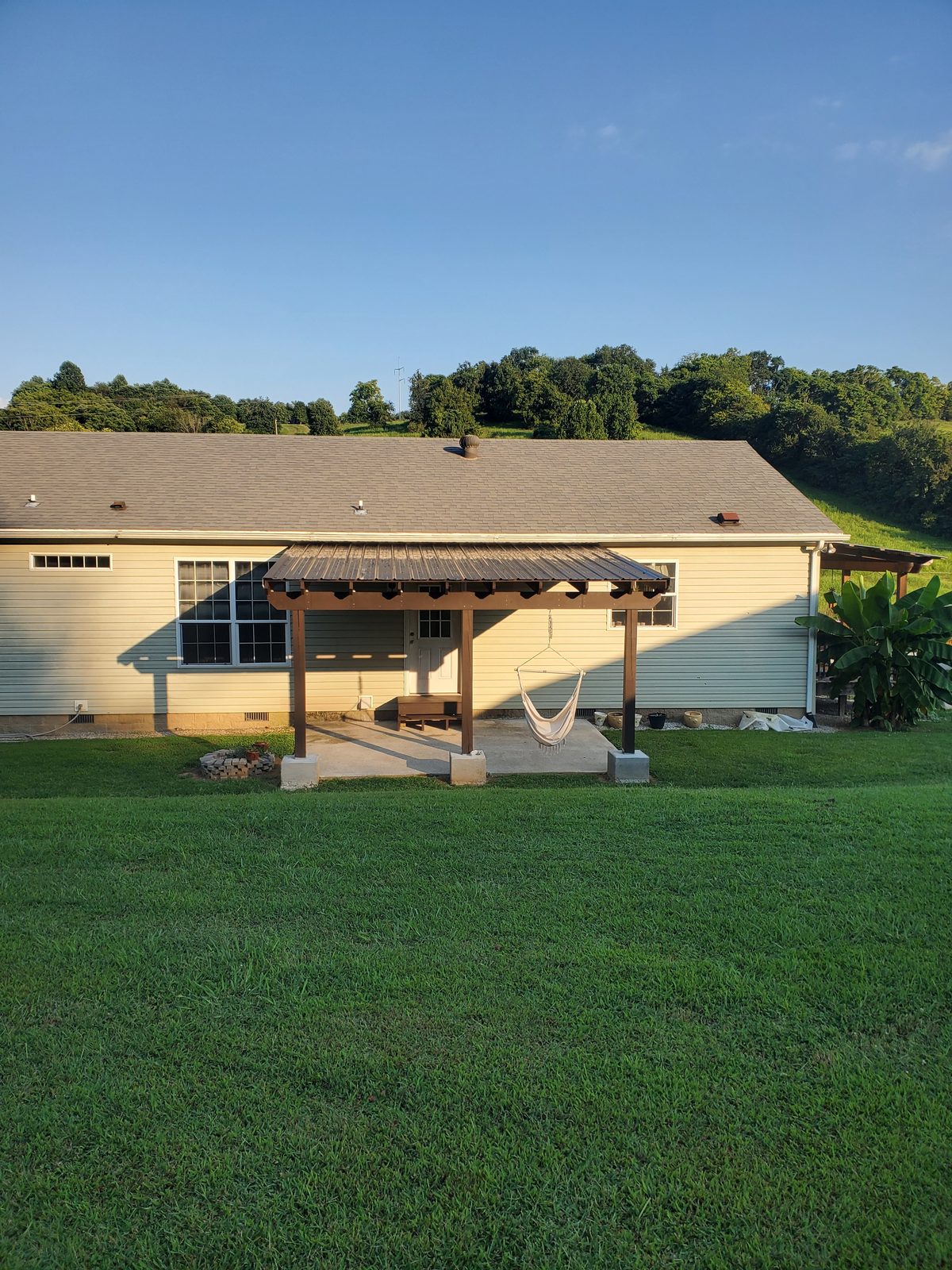 Decks: Cabin deck & railing — Nashville — KDC Construction, Middle Tennessee