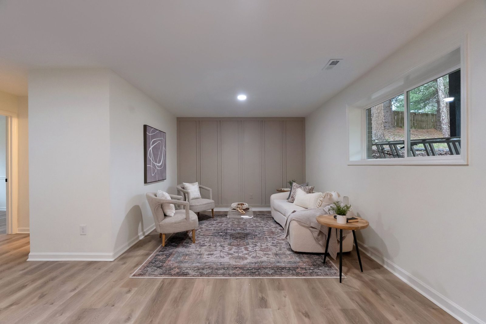 Living Room: Family room finish-out — Mount Juliet — KDC Construction, Middle Tennessee