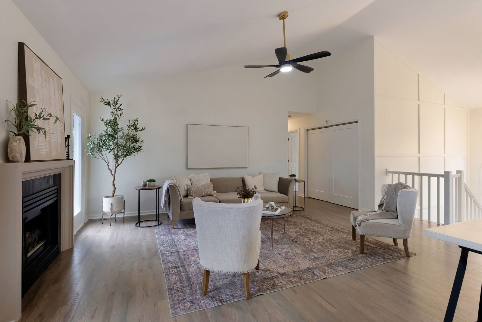Living Room: Vaulted family room remodel — Brentwood — KDC Construction, Middle Tennessee